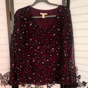 Elegant Plum & Black Floral Women's Top Banana Republic